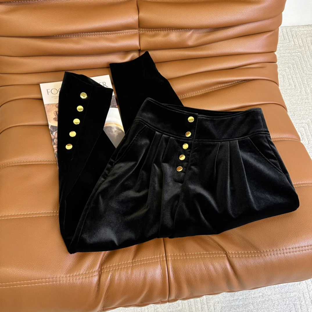 2023 Весенне-осенние Повседневные Новые женские Длинные брюки с высокой талией и золотыми пуговицами для женщин Gdnz 10.19 Изображение 3