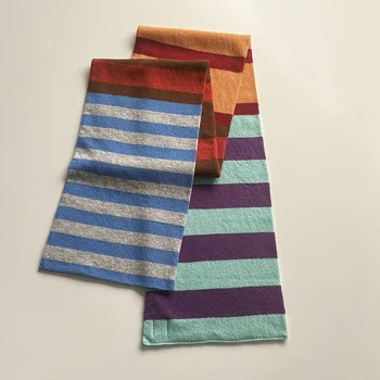 Женский контрастный двухслойный шерстяной вязаный шарф в полоску ярких цветов 2